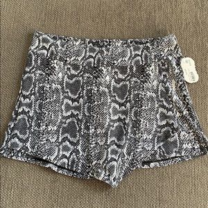 Snakeskin bike shorts, NWT